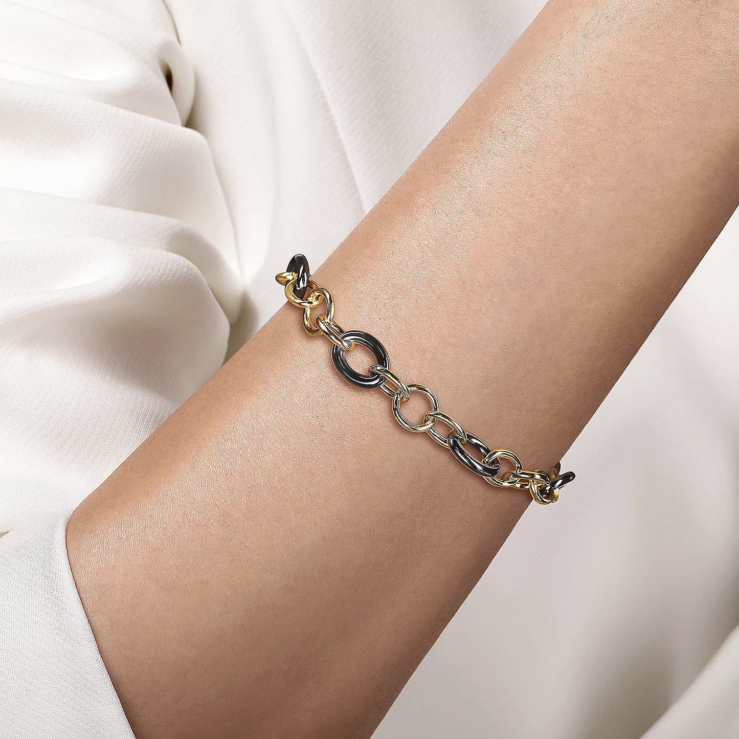 14K Yellow Gold Tube and Black Oval Ceramic Link Chain Tennis Bracelet