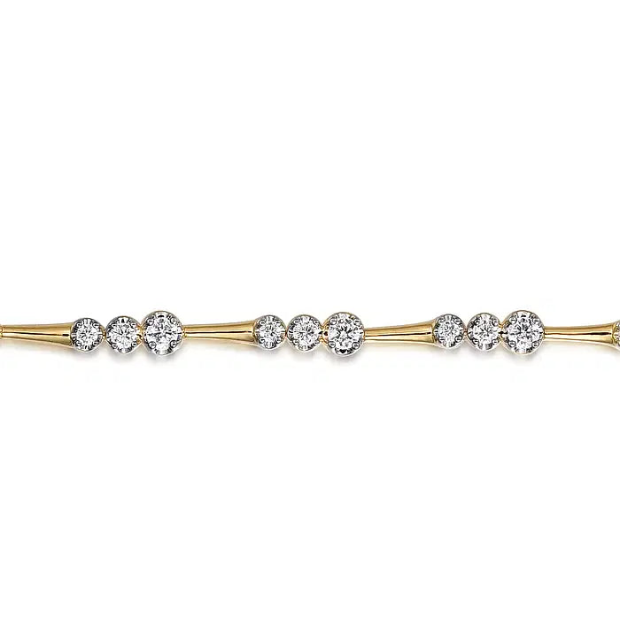 Expertly crafted with 14K yellow gold and a total diamond weight of 1.50 ct, 

