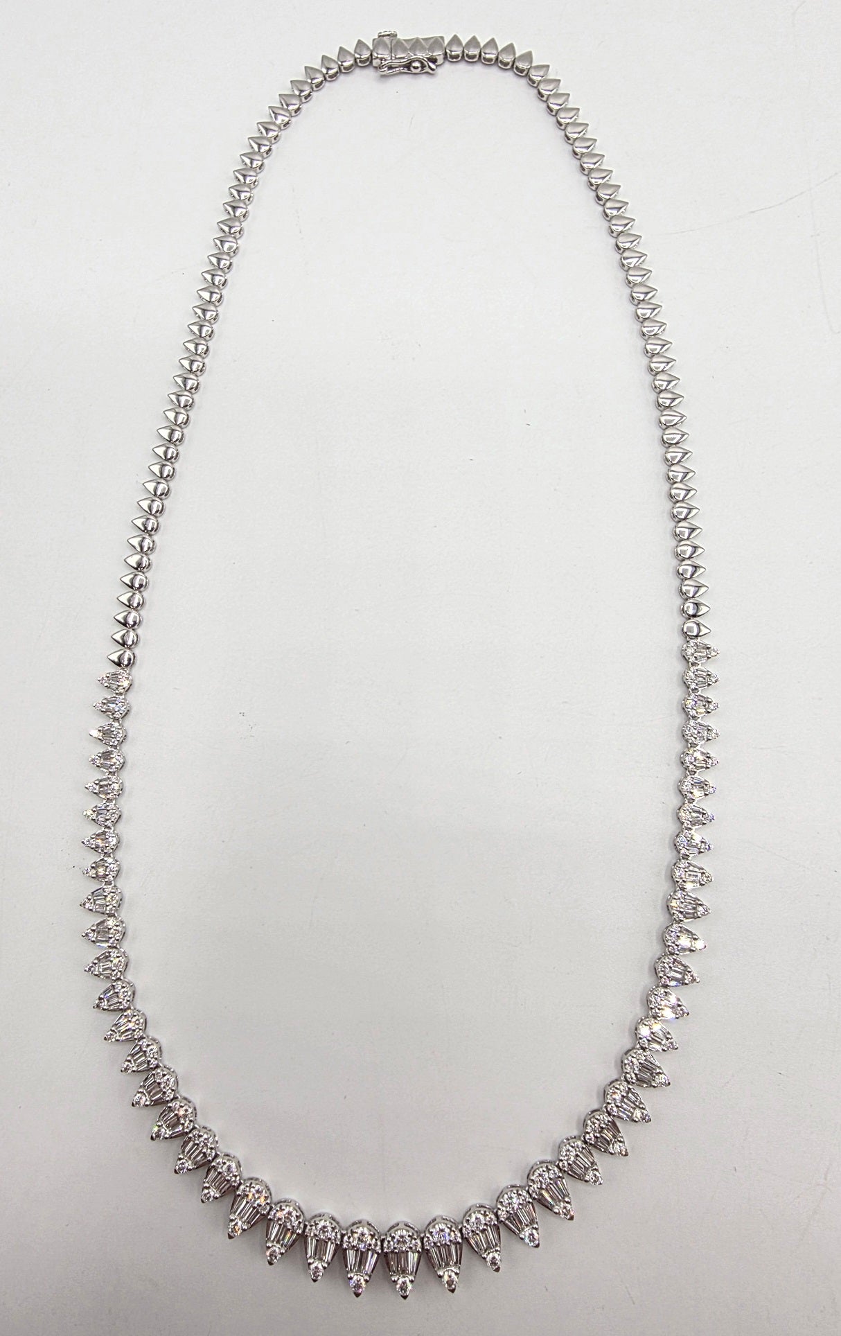 Exceptional Quality Pear-Shape Graduated Diamond Tennis Necklace in 14K