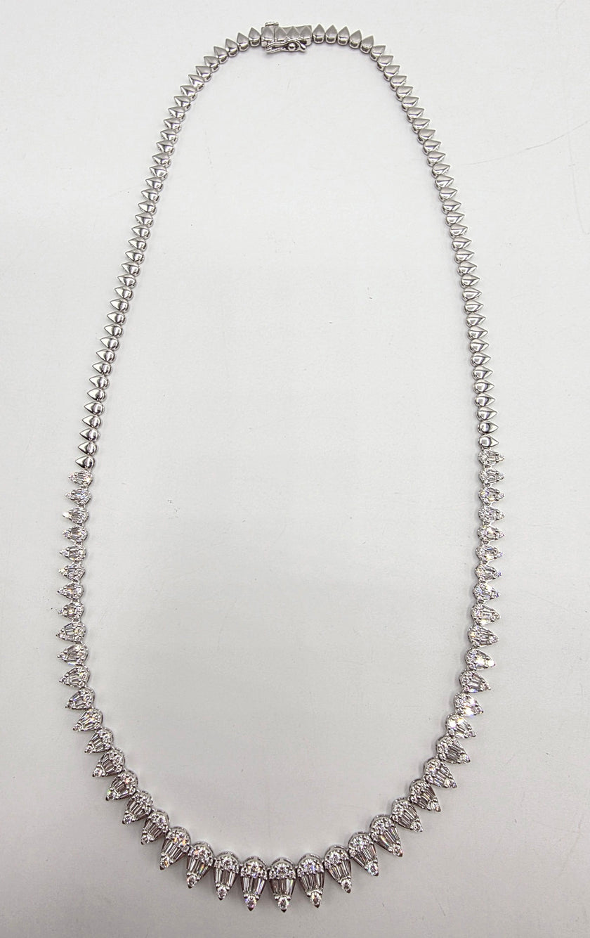 Exceptional Quality Pear-Shape Graduated Diamond Tennis Necklace in 14K