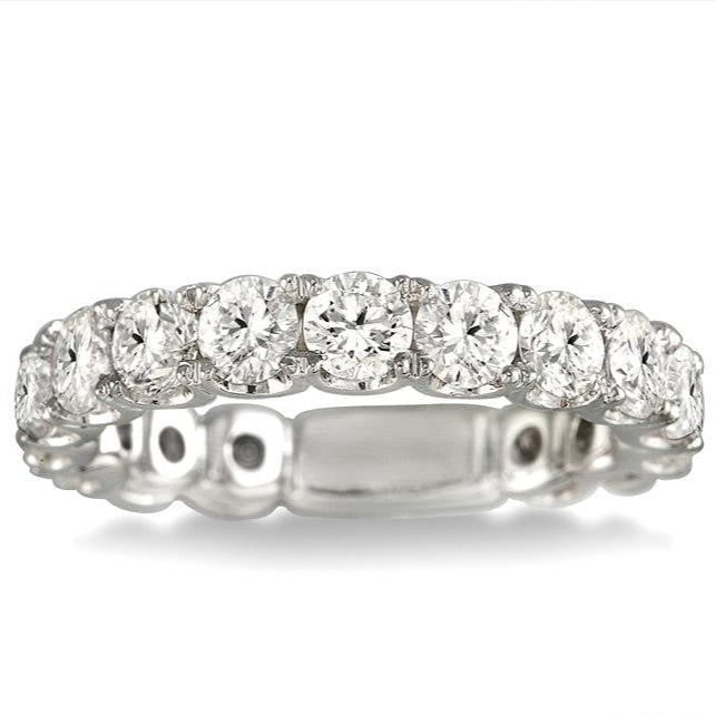 18k white gold diamond band 
