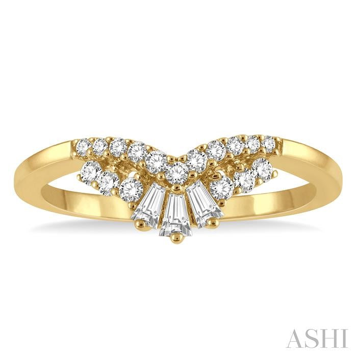 Chevron Baguette Diamond Wedding Band