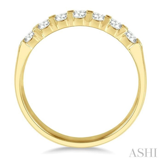 Classic 1/2ct 7 Diamond Wedding Band in 14K Yellow Gold