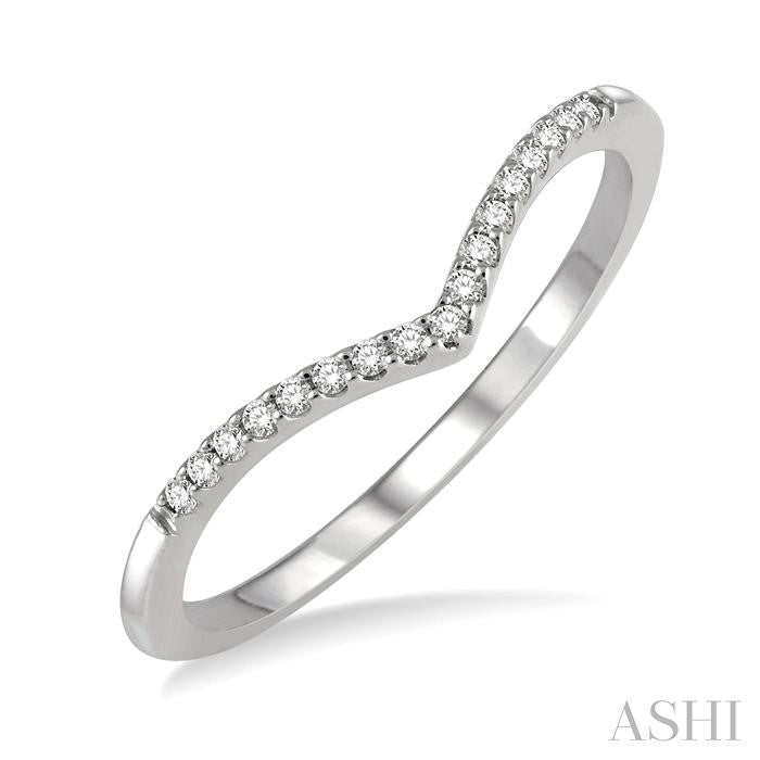 Stackable Chevron Round Diamond Petite Ring in 10K Gold