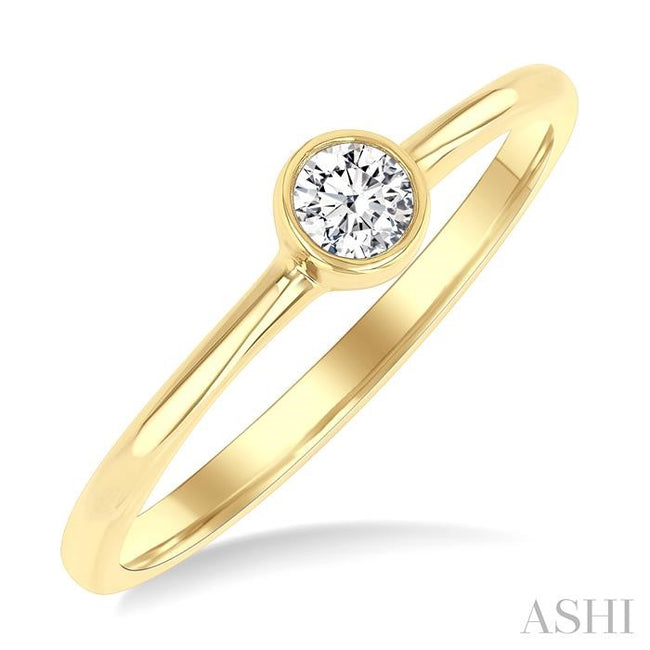 Modern 1/6ct Petite Bezel Set Diamond Fashion Ring in 10K Yellow Gold