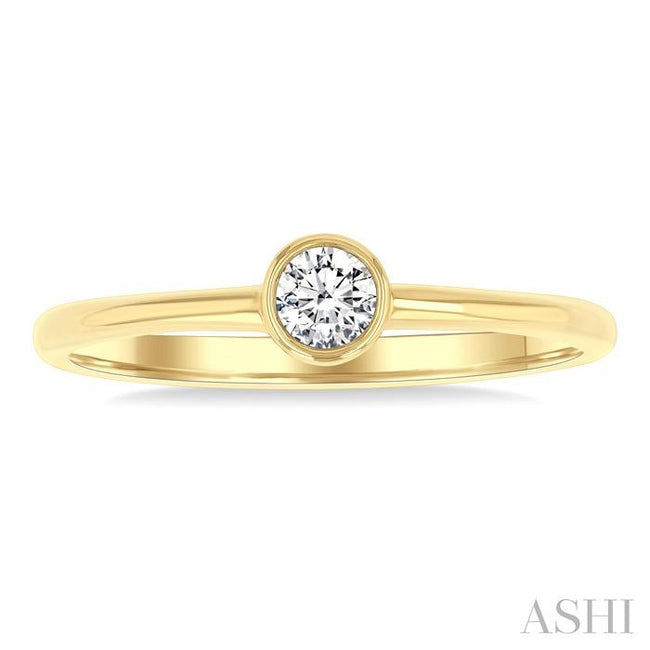 Modern 1/6ct Petite Bezel Set Diamond Fashion Ring in 10K Yellow Gold