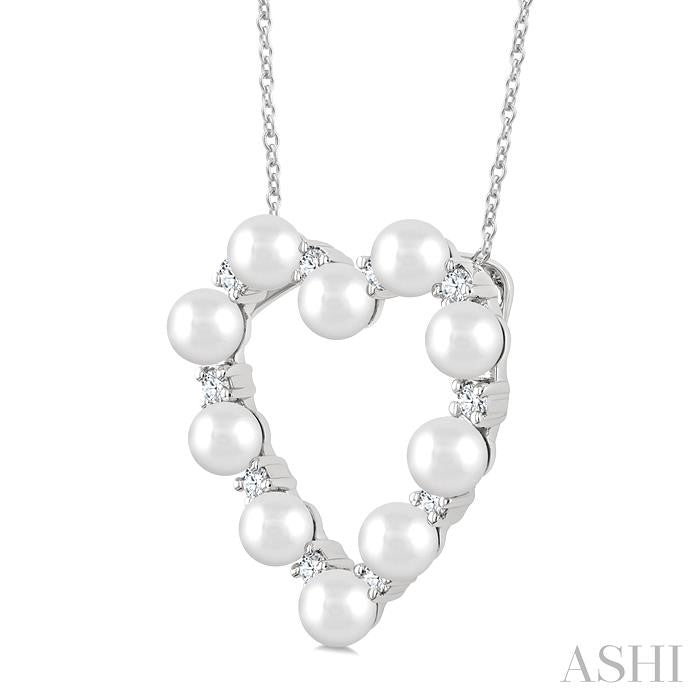 Delicate Pearl and Diamond Heart Shape Pendant in 14K White Gold