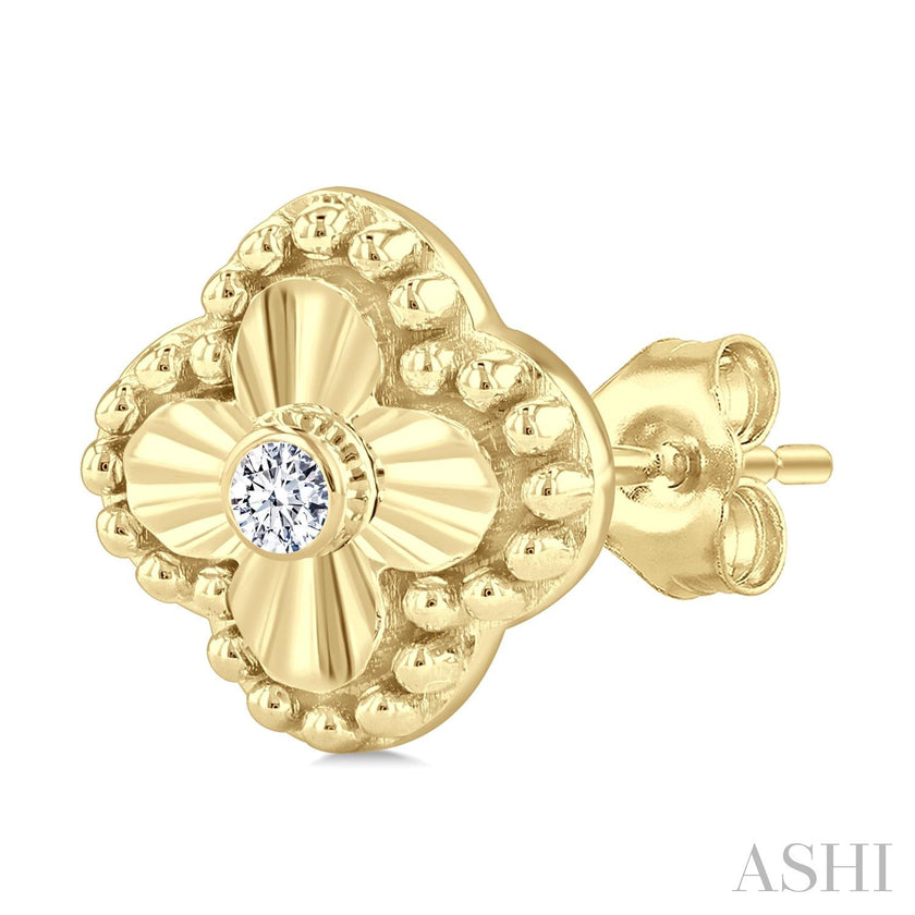 Fluted Clover Beaded Diamond Stud Earrings in 10K Yellow Gold