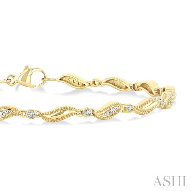 Vintage Inspired 1/4ct Wave Link Diamond Fashion Bracelet in 10K Yellow Gold