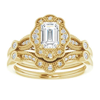 Vintage-Inspired Emerald-Cut Diamond Bridal Set in Yellow Gold