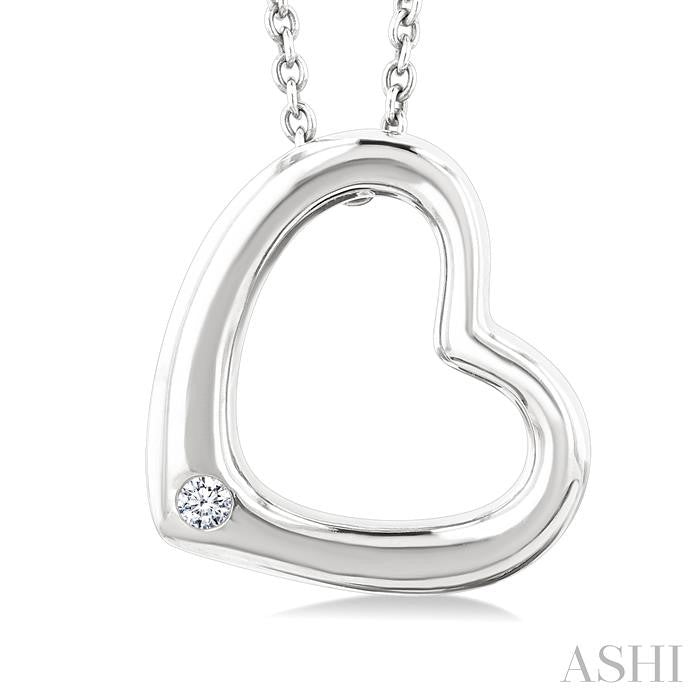 1/50 Ctw Heart Frame Round Cut Diamond Fashion Pendant With Chain in Sterling Silver
