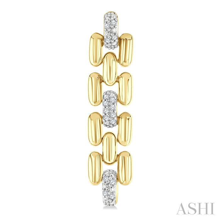 1/10 Ctw Bold Panther Link Single Cut Diamond Fashion Earring in Yellow Gold Vermeil