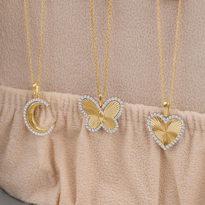 Heart shape fluted diamond fashion pendant