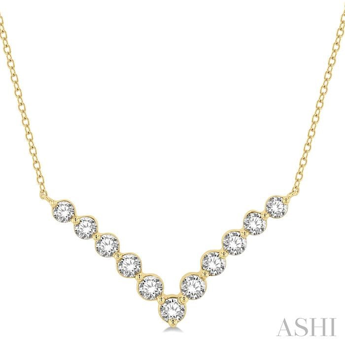 Scintillating 1 Ct Chevron Round Cut Diamond Necklace in 14K Yellow Gold