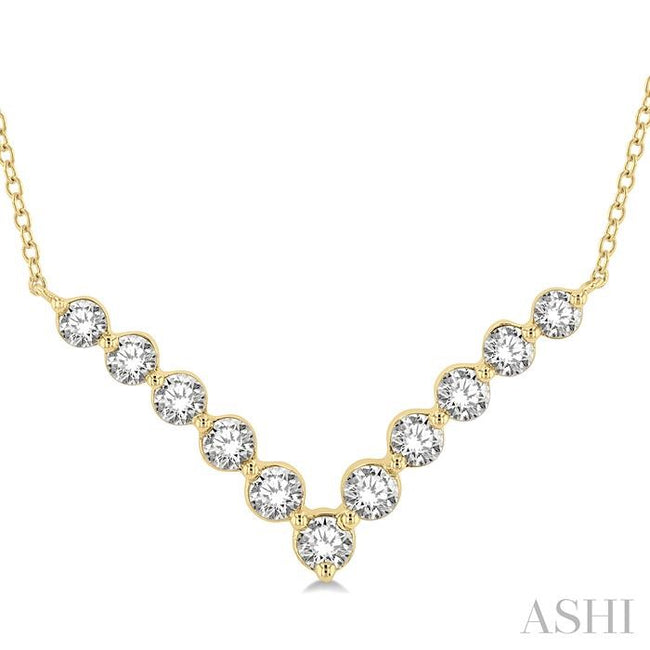 Scintillating 1 Ct Chevron Round Cut Diamond Necklace in 14K Yellow Gold