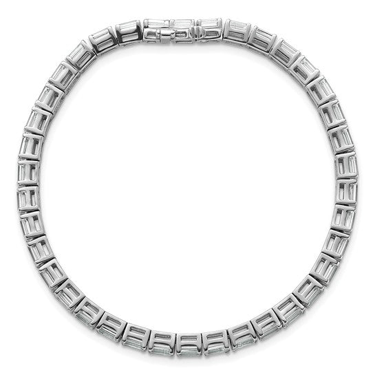 Classy & Elegant Lab Grown Diamond Emerald Cut Tennis Bracelet in 14K Gold | Gemas Jewelers 5