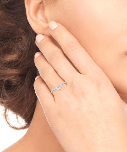 Dazzling Chevron Centerpiece Round Cut Diamond Wedding Band in 14K White Gold | Gemmas Jewelers