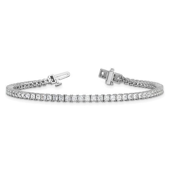 Dazzling Lab Grown Princess Cut Diamond Tennis Bracelet 14K Gold | Gemmas Jewelers 