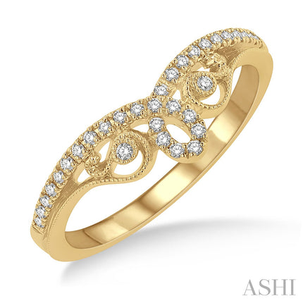 Exquisite Lattice Chevron Round Diamond Wedding Band in 14K Yellow Gold | Gemmas Jewelers