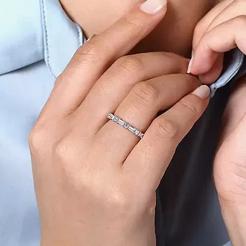Baguette and Round Diamond Anniversary Band