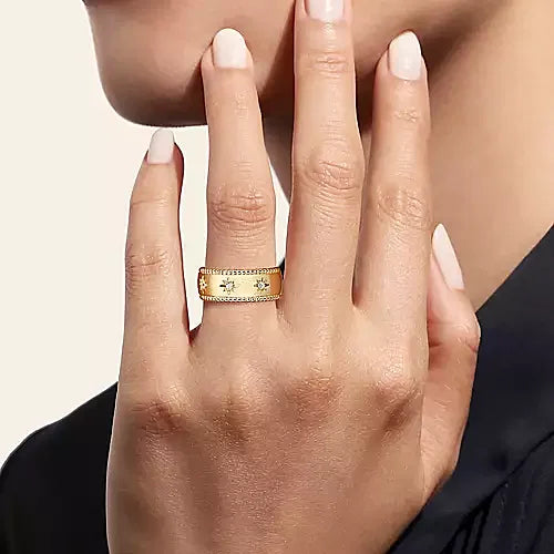 14K Yellow Gold Diamond Wide Bujukan Band Ladies Ring