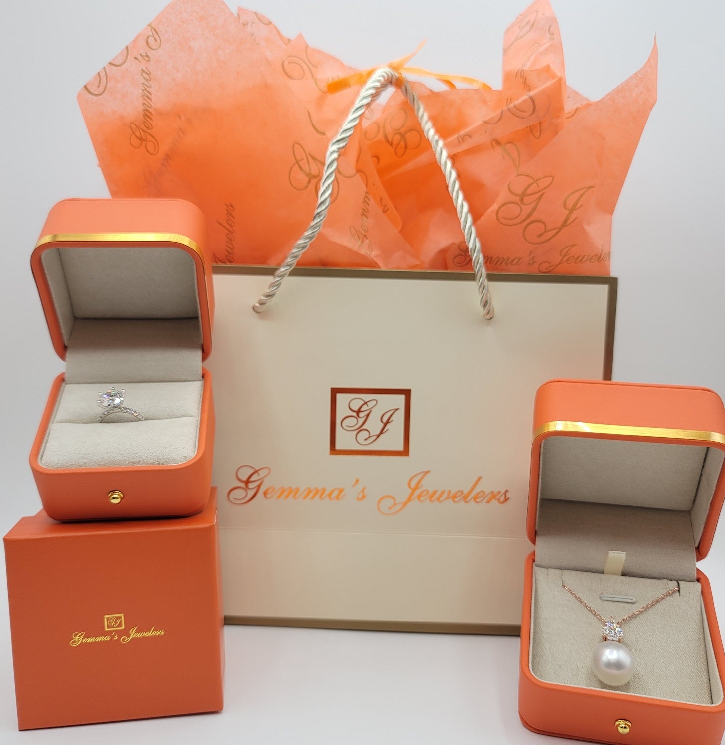 Gift Packaging | Gemmas Jewelers