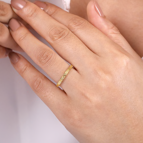 The Bujukan Collection Checkered Engraved Band in 14K Yellow Gold