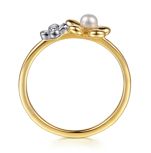 The Bujukan Collection Two-Tone Pearl and Pavé Diamond Blossom Stackable Band in 14K Gold