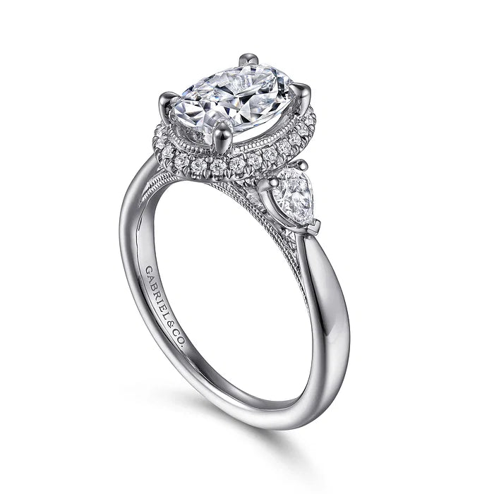 Exquisite Oval Halo Diamond Engagement Ring with 1.91 Carats in 14K Gold | Gemma's Jewelers