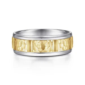 Modern Design Hammered Station Men's Wedding Band 14K Gold | Gemmas Jewelers 1