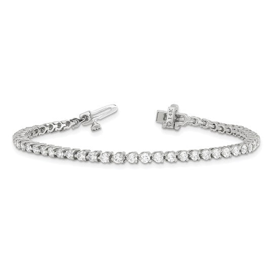 Sparkling Lab Grown Diamond Tennis Bracelet in 14K Gold | Gemas Jewelers 6
