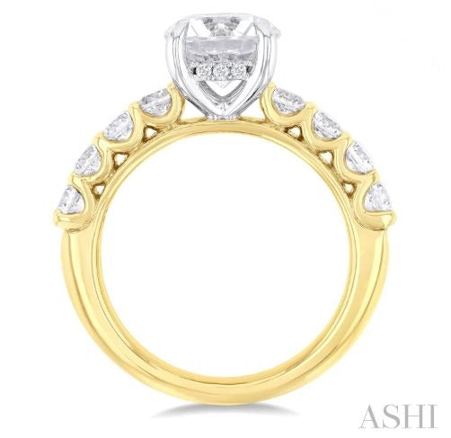 Sparkling Round Cut Diamond Semi Mount Engagement Ring in 14K Gold
