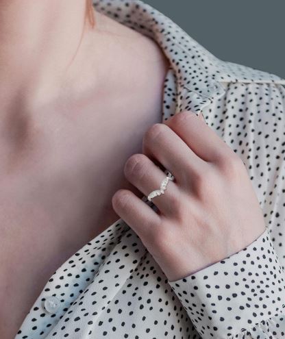 Vintage Inspired Chevron Diamond Wedding Band in 14K White Gold | Gemmas Jewelers