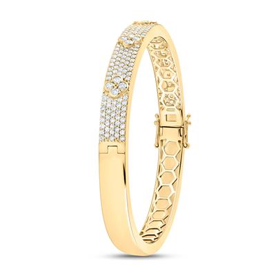 2.50 Ctw Clover Diamond Bangle