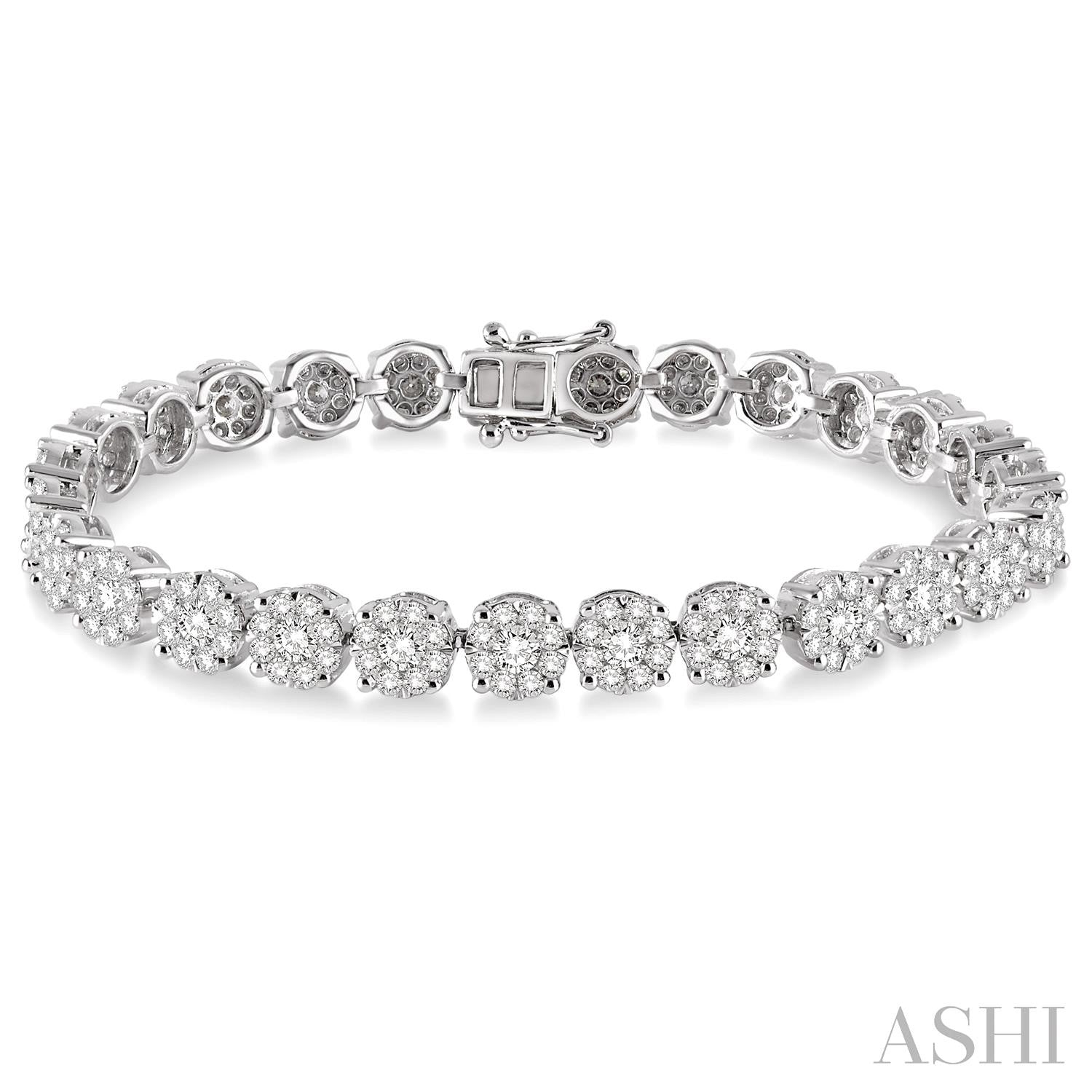 7 Ctw Round Cut Diamond Lovebright Bracelet in 14K White Gold