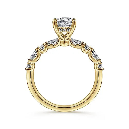 Classically Feminine Round Diamond Engagement Ring in 14K Gold | Gemma's Jewelers